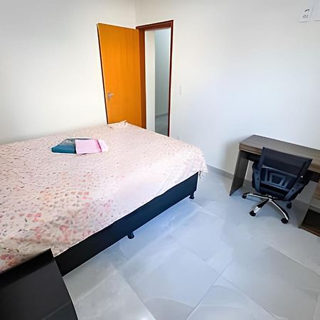 103 - Apartamento Completo Para Ate 5 Hospedes Patos de Minas Eksteriør bilde